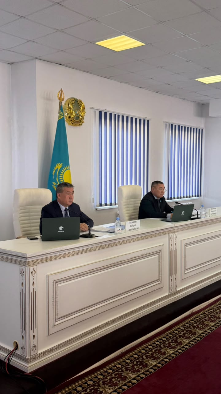ШАЛҚАР АУДАНДЫҚ МӘСЛИХАТЫНЫҢ КЕЗЕКТЕН ТЫС АЛПЫС БІРІНШІ СЕССИЯСЫ ӨТТІ