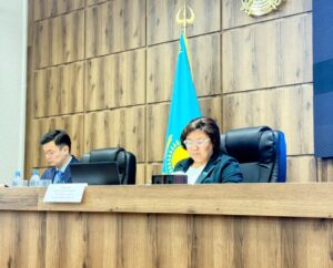 Проведена внеочередная сессия маслихата района Үлкен Нарын