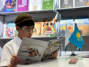 Казахстан принял участие в Международной книжной ярмарке в Абу-Даби