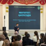 «Закон и порядок»: столичным учителям рассказали, как обезопасить детей от противоправных действий