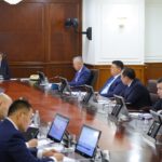 Премьер-министр поручил обеспечить адресное предоставление социальной помощи