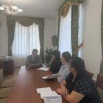 Уполномоченный по этике Майского района Маслихат М.Б. Ахшалов провел разъяснительную работу с государственными служащими