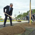 Касым-Жомарт Токаев принял участие в республиканской экологической акции «Таза Қазақстан»