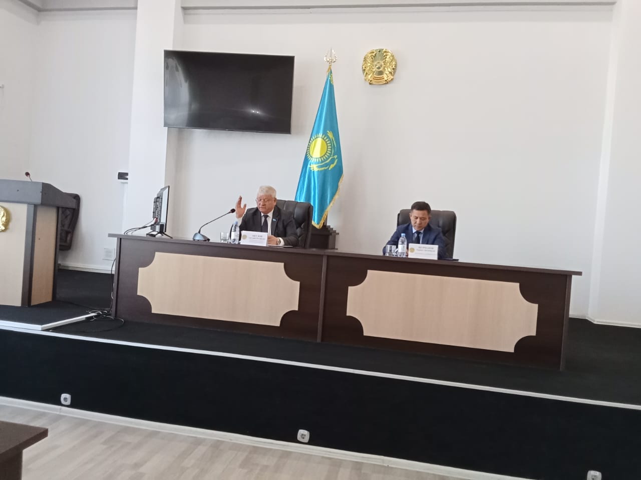 30 сентября  2026 года состоялась внеочередная пятьдесят третья сессия Шемонаихинского районного маслихата