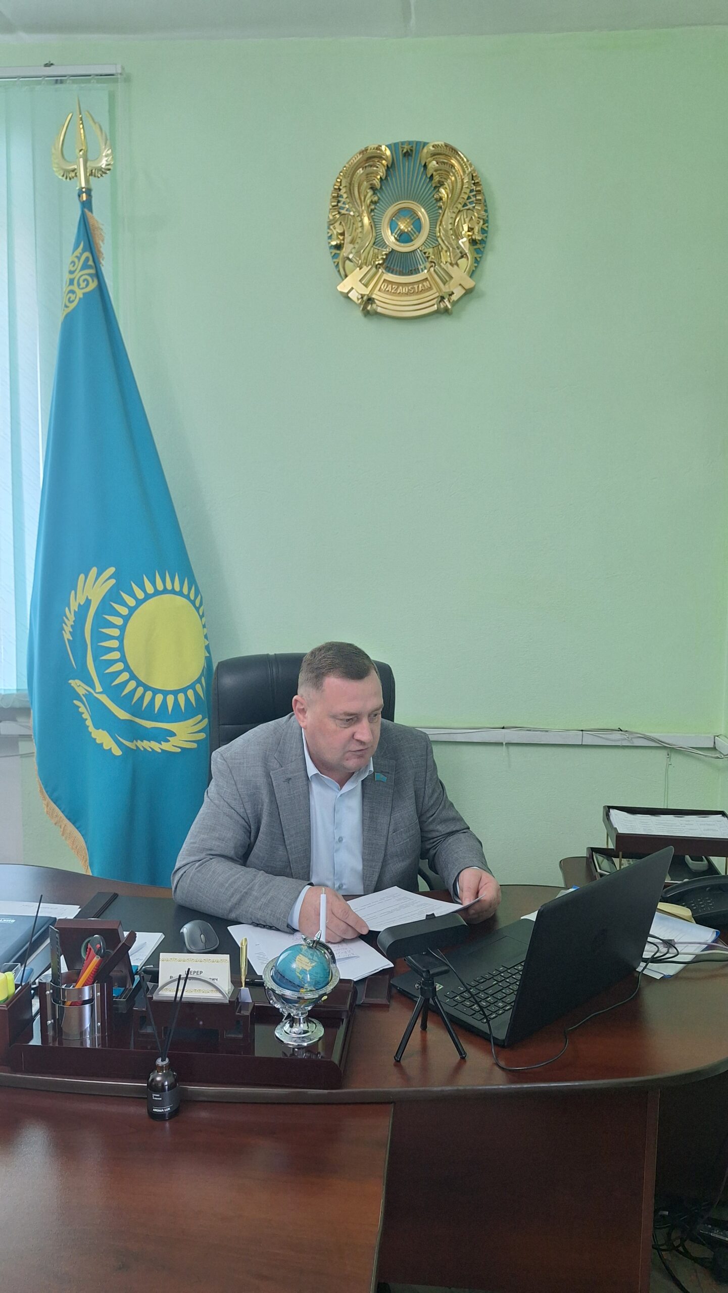 Проведена внеочередная сессия маслихата