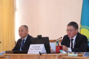 15 октября 2025 года состоялась очередная тридцать вторая сессия Кокпектинского районного маслихата, в которой приняли участие и.о.акима района Танысбаев А.Б., заместитель акима района, руководитель аппарата акима района акимы сельских округов, руководители отделов