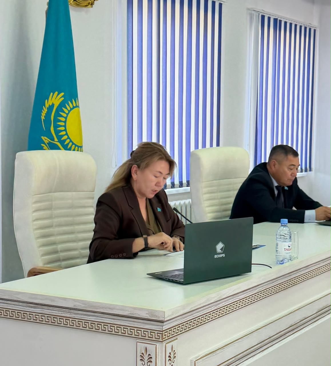 ШАЛҚАР АУДАНДЫҚ МӘСЛИХАТЫНЫҢ ЗАҢДЫЛЫҚ, ҚҰҚЫҚТЫҚ ТӘРТІБІ ЖӘНЕ ӘЛЕУМЕТТІК САЛА ЖӨНІНДЕГІ ТҰРАҚТЫ КОМИССИЯСЫНЫҢ ОТЫРЫСЫ ӨТТІ