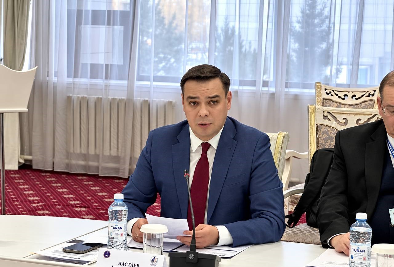 Артур Ластаев: Конституция пронизана идеями приоритета прав человека