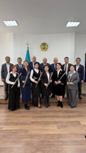 ЕЛ СЕНІМІН АҚТАҒАН ЕҢБЕККЕ – АЛҒЫС!