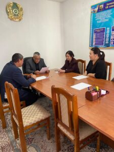 В аппарате маслихата состоялся круглый стол по соблюдению этических норм государственными служащими