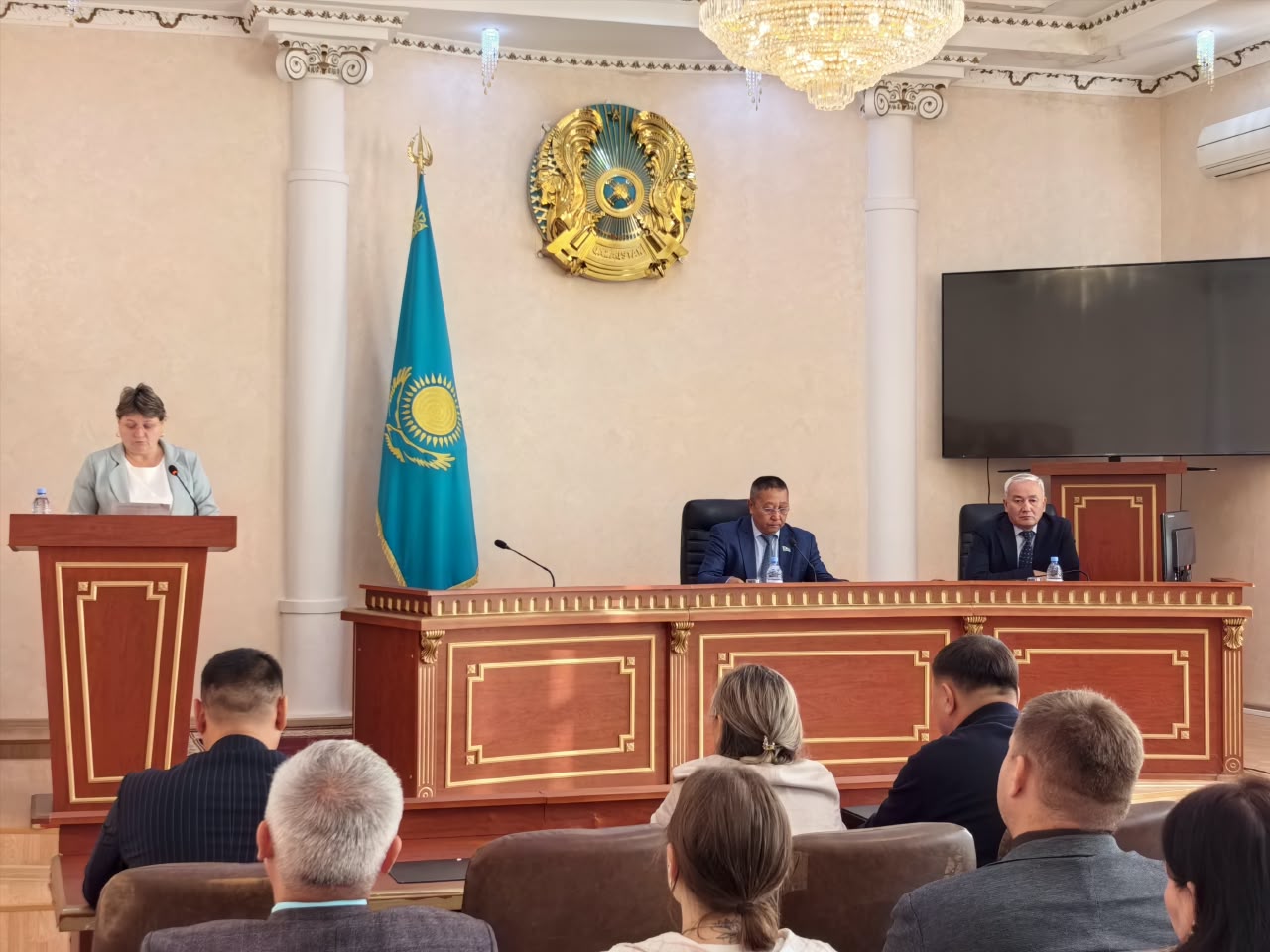 Состоялась внеочередная сессия Федоровского районного маслихата