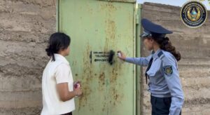 38 незаконных граффити удалили полицейские в Туркестанской области
