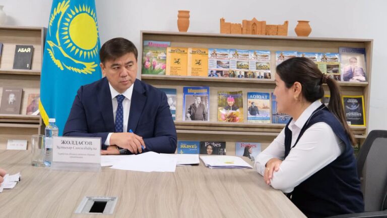 ТУРКЕСТАН: НА ЛИЧНОМ ПРИЕМЕ ПОДНЯТЫ ВОПРОСЫ ИНФРАСТРУКТУРЫ И СОЦИАЛЬНОЙ СФЕРЫ