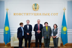 Делегацию Фонда имени Фридриха Эберта ознакомили с казахстанской моделью конституционного правосудия
