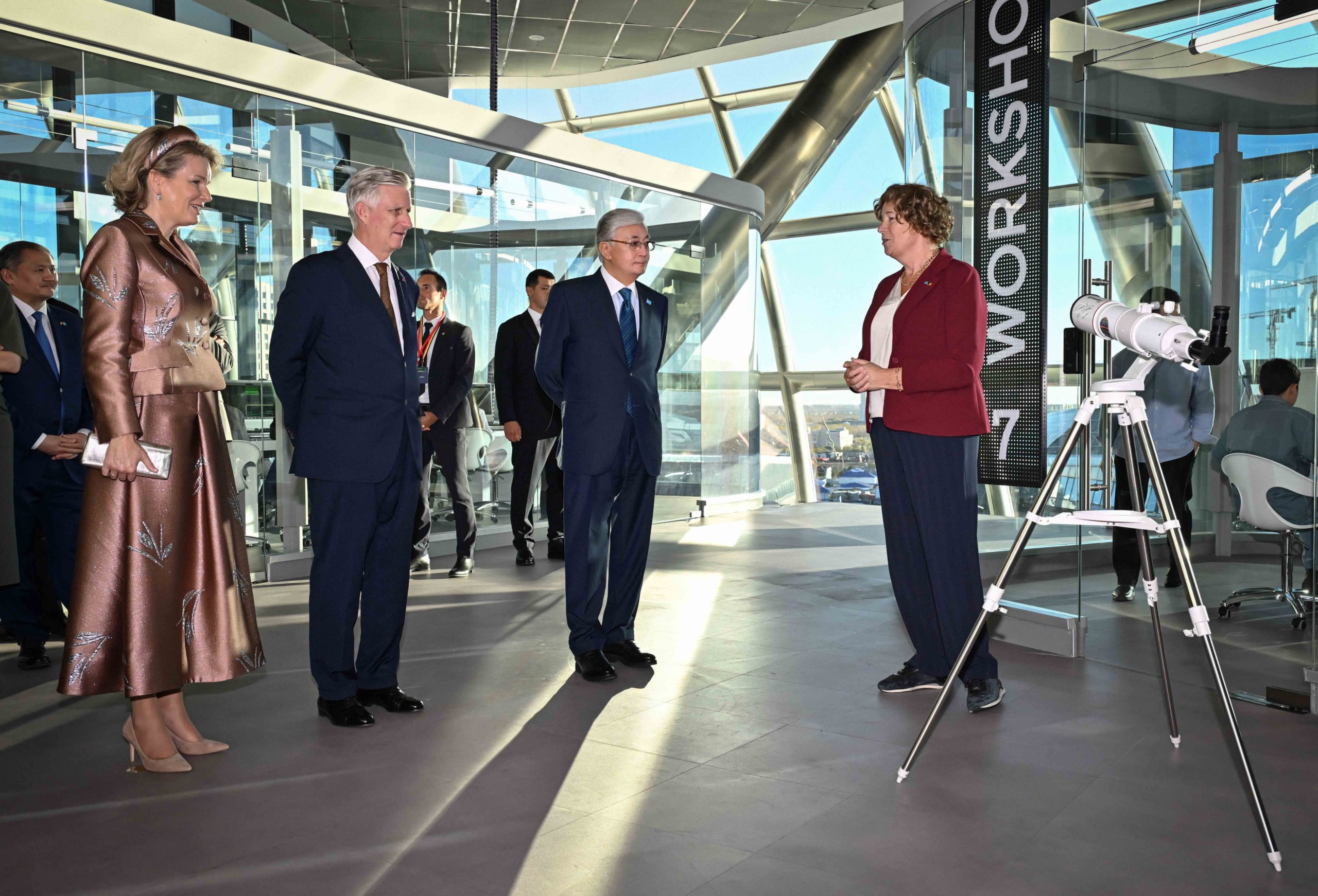 Astana Hub и Гентский университет открывают совместную лабораторию искусственного интеллекта и математики