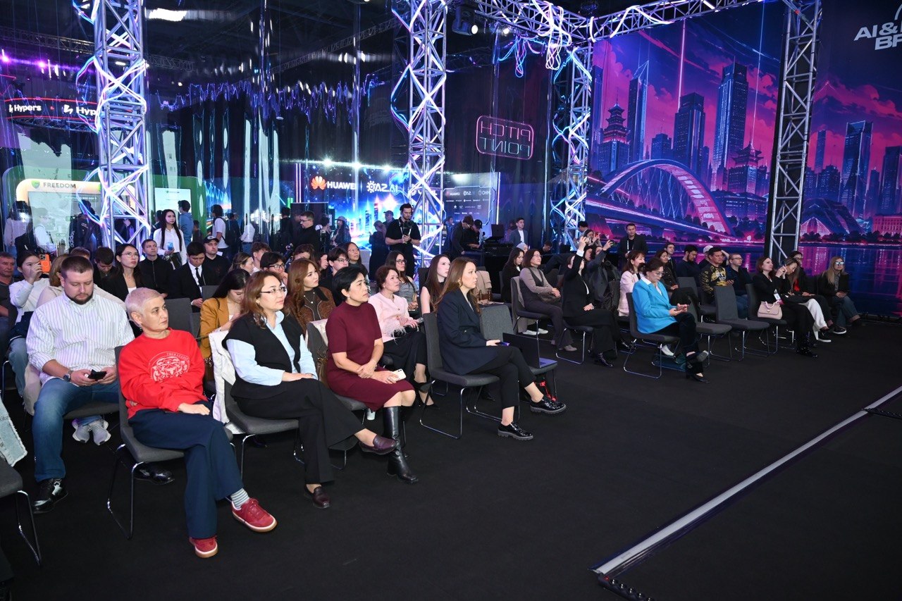 Более 33 тысяч казахстанцев прошли обучение в рамках проектов IT Aiel и Aqyl Tech