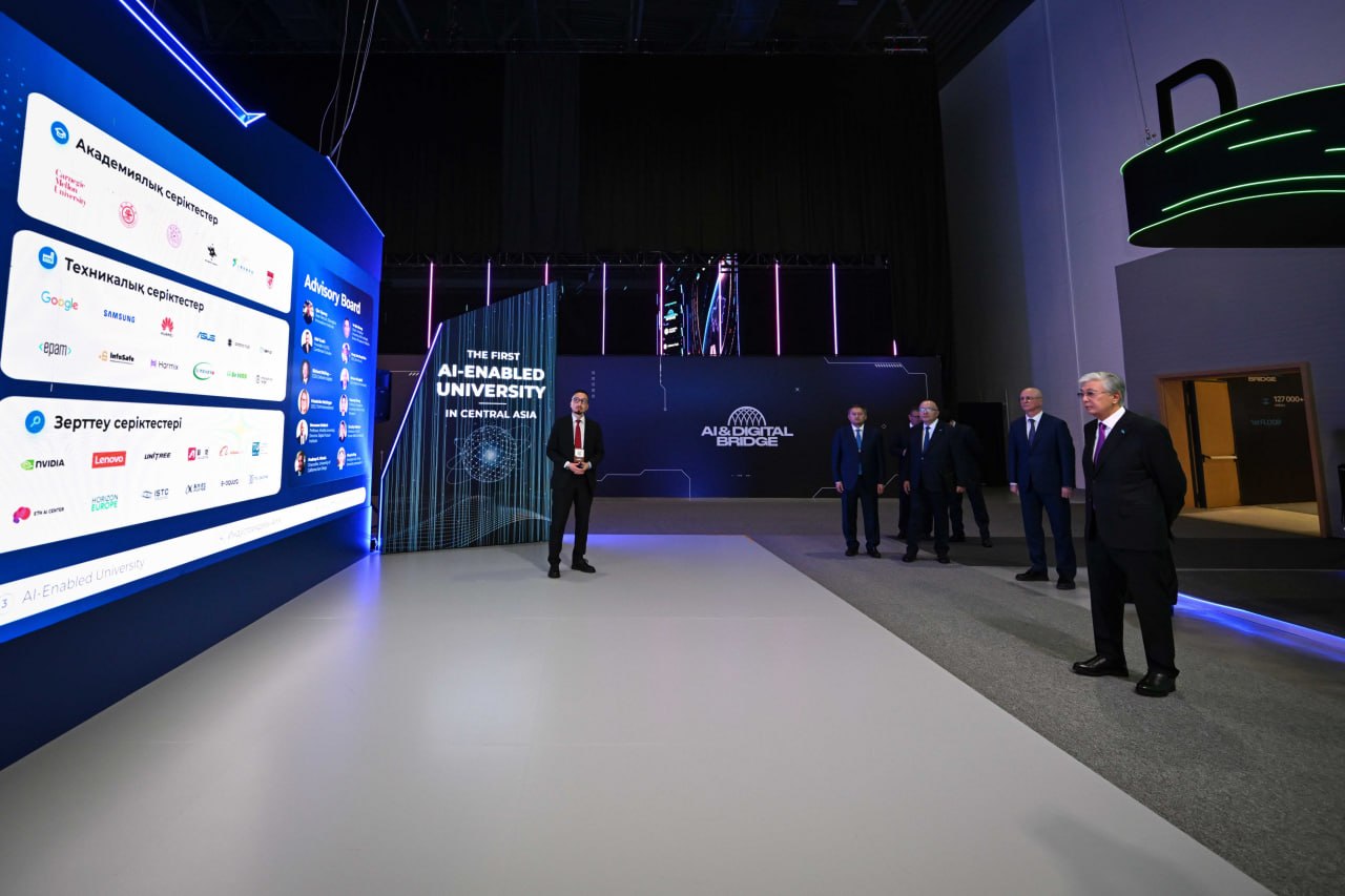 Глава государства открыл Qazaq AI Research University – первый в Центральной Азии AI-Enabled университет