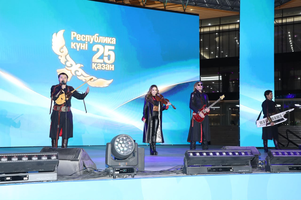 В Алматы состоялся праздничный open-air концерт ко Дню Республики