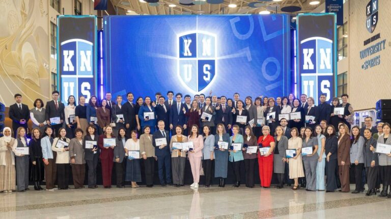 Основатель KNUS Нурасыл Медеу передал университет в дар государству