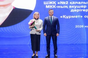 В ШЫМКЕНТЕ ОТМЕТИЛИ ДЕНЬ РЕСПУБЛИКИ