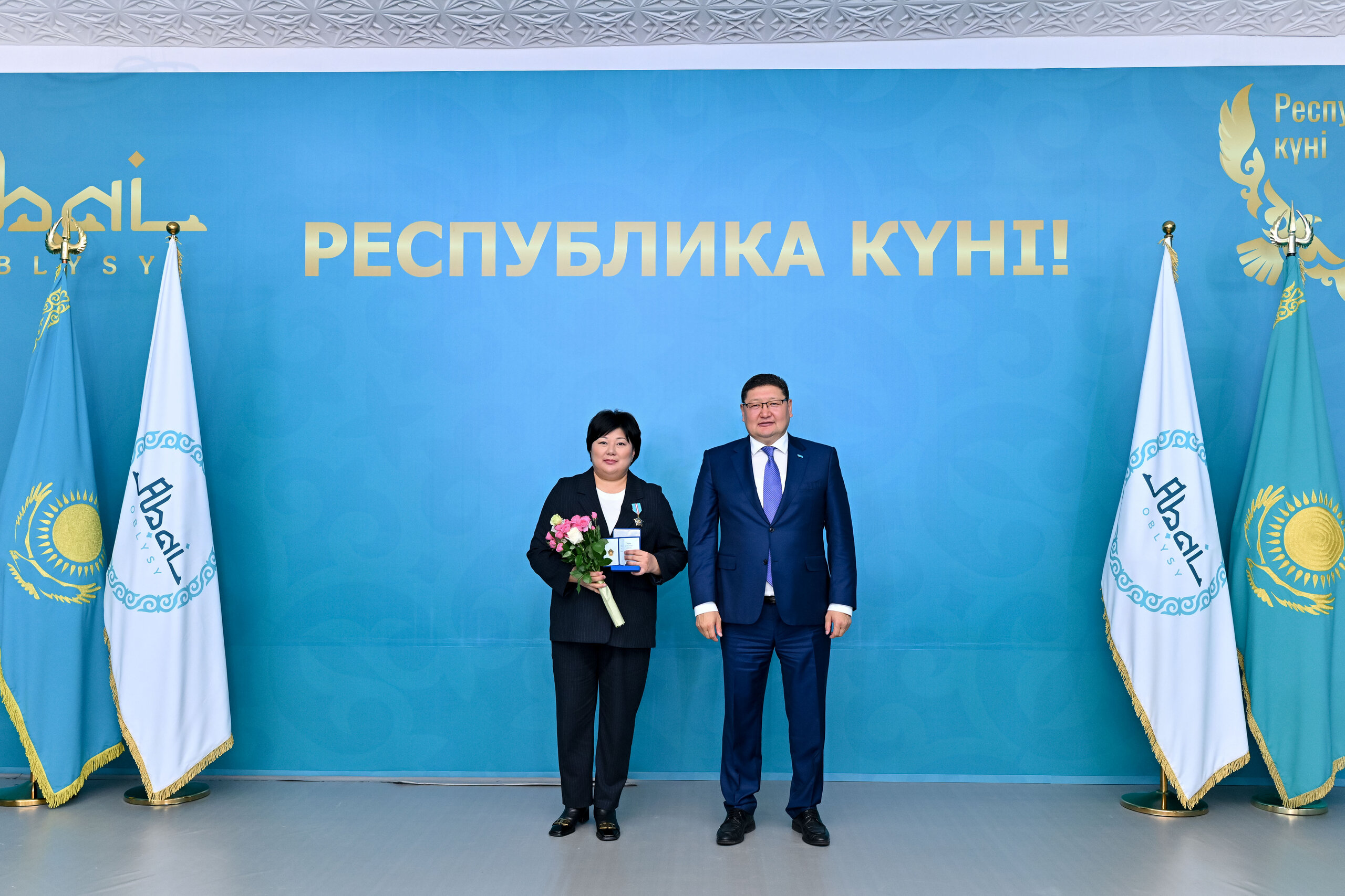 Ко Дню Республики: члены Ревизионной комиссии по области Абай отмечены государственными наградами
