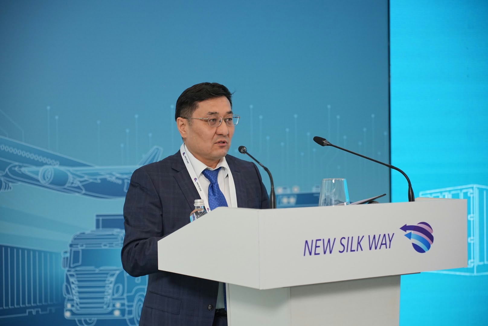 На форуме NEW SILK WAY рассмотрели перспективы развития Среднего коридора