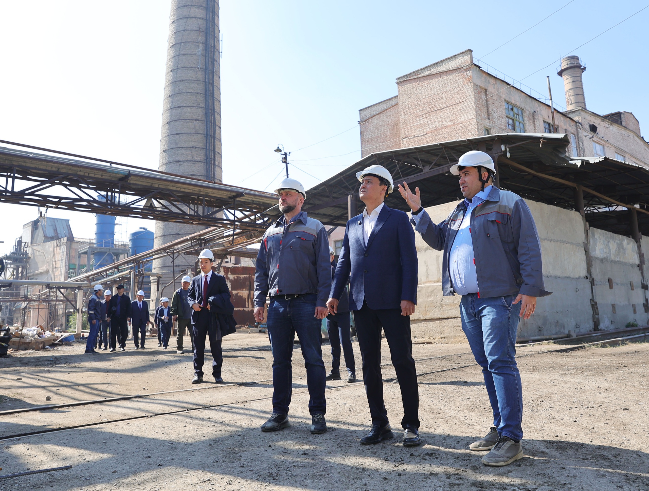 Ербол Қарашөкеев «Тараз» қант зауытындағы жаңғырту жұмыстарын тексерді
