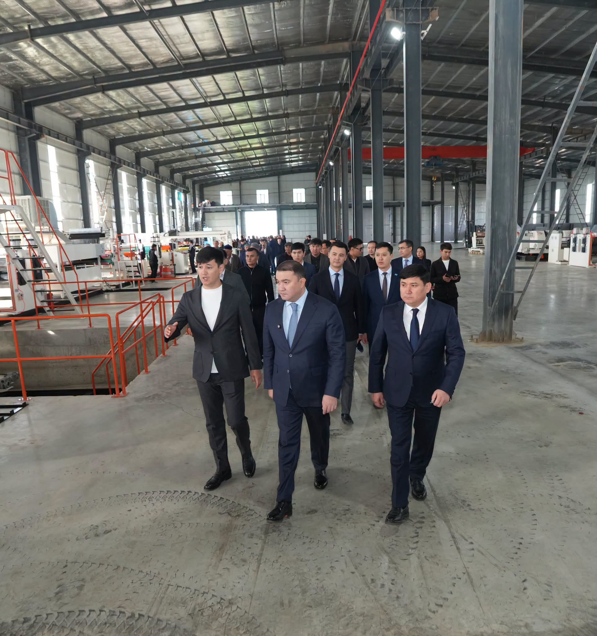В ТУРКЕСТАНСКОЙ ОБЛАСТИ ОТКРЫЛСЯ ЗАВОД ПО ПРОИЗВОДСТВУ АЛЮМИНИЕВЫХ КОМПОЗИТНЫХ ПАНЕЛЕЙ