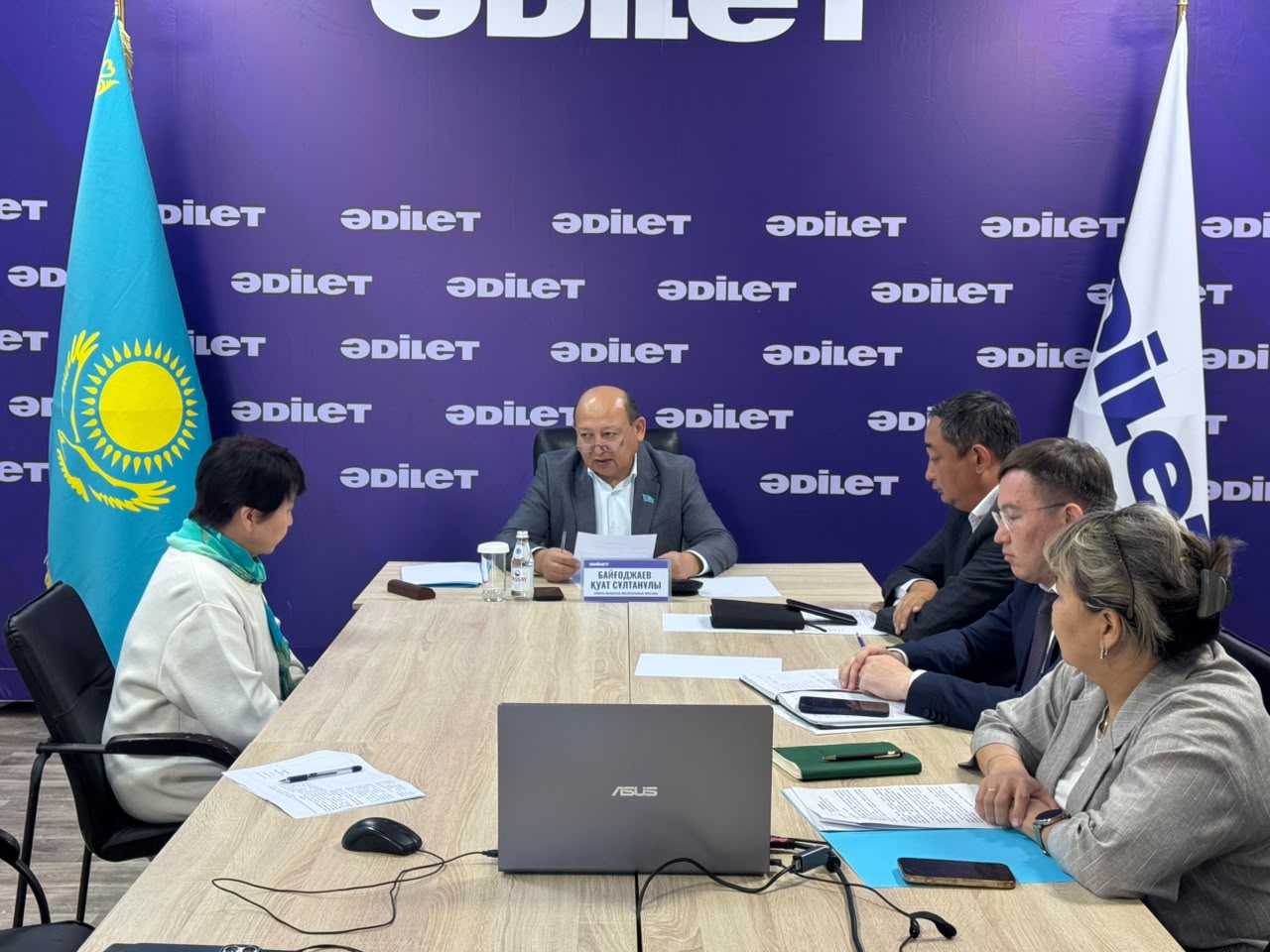 Депутаты Алматинского областного маслихата провели прием граждан