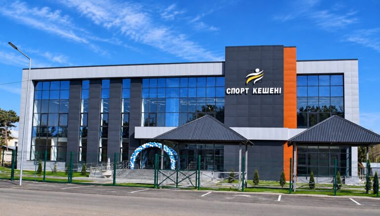 В Жетісу уровень обеспеченности населения спортивной инфраструктурой достиг 70,5%: в Алакольском районе открылся новый спорткомплекс
