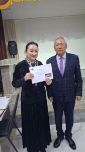 В Астане увлекающиеся поэзией пенсионеры состязались в выразительном чтении