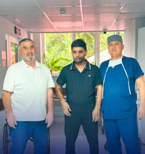 АУЫР ЖАРАҚАТ АЛҒАН ТӘЖІКСТАНДЫҚ АЗАМАТТЫ ШЫМКЕНТТІК ДӘРІГЕРЛЕР АМАН АЛЫП ҚАЛДЫ