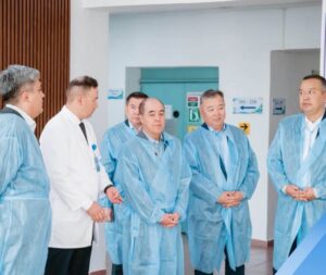 ГЛАВА РЕГИОНА ОЗНАКОМИЛСЯ С РАБОТОЙ РЕАБИЛИТАЦИОННОГО ЦЕНТРА В ЖАНГАЛИНСКОМ РАЙОНЕ